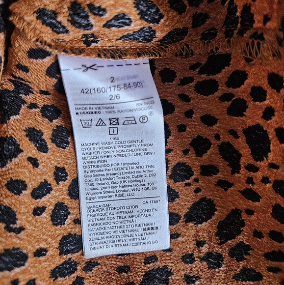 Gap Leopard Print Asymmetrical Hem Midi Skirt - Picture 3 of 8